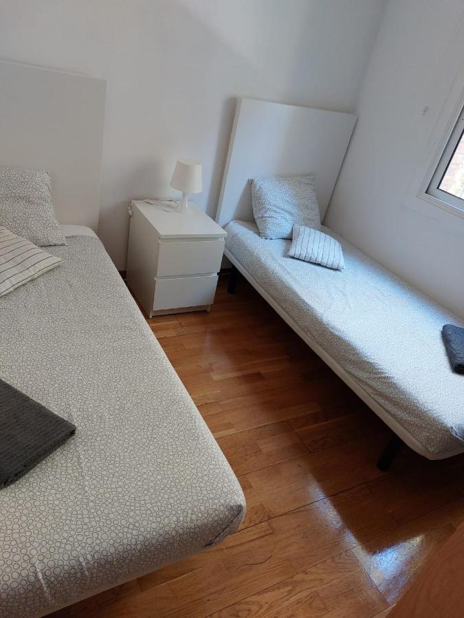 Apartamento Tranquilo Cerca De La Sagrada Familia Barcellona Esterno foto